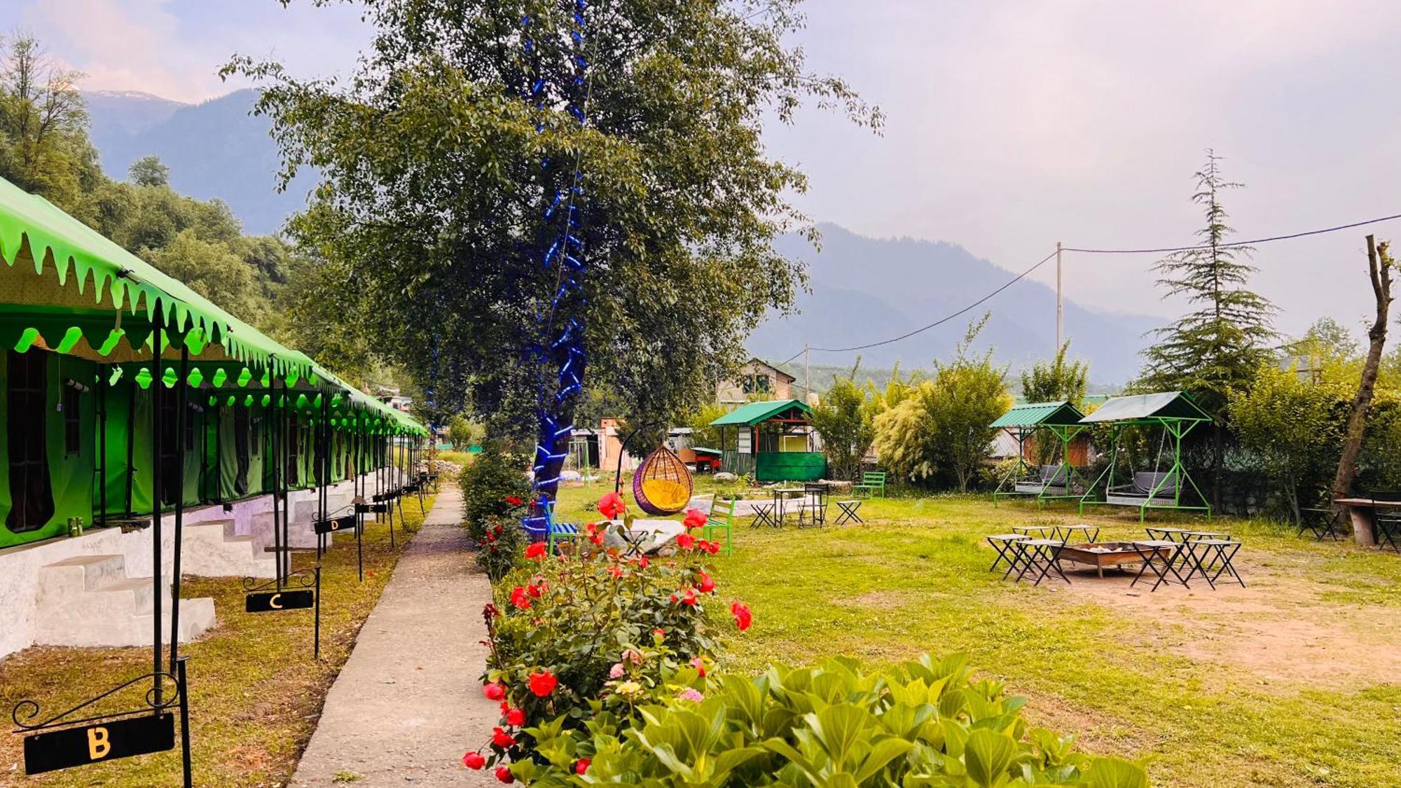 Himalayan Riverside Swiss Cottage Tents, Manali Buitenkant foto