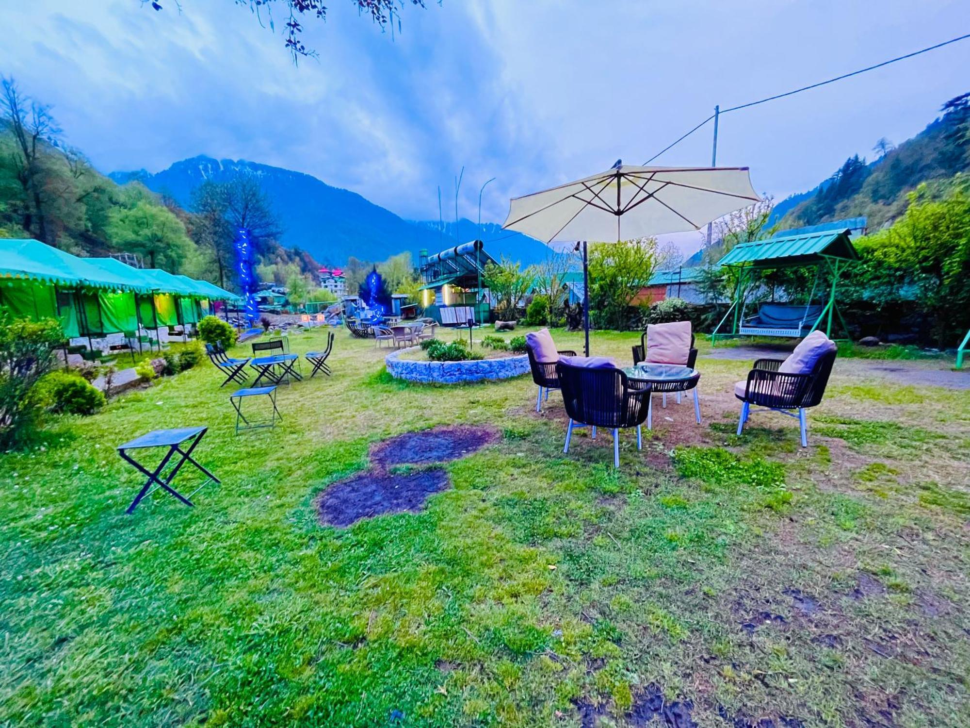 Himalayan Riverside Swiss Cottage Tents, Manali Buitenkant foto