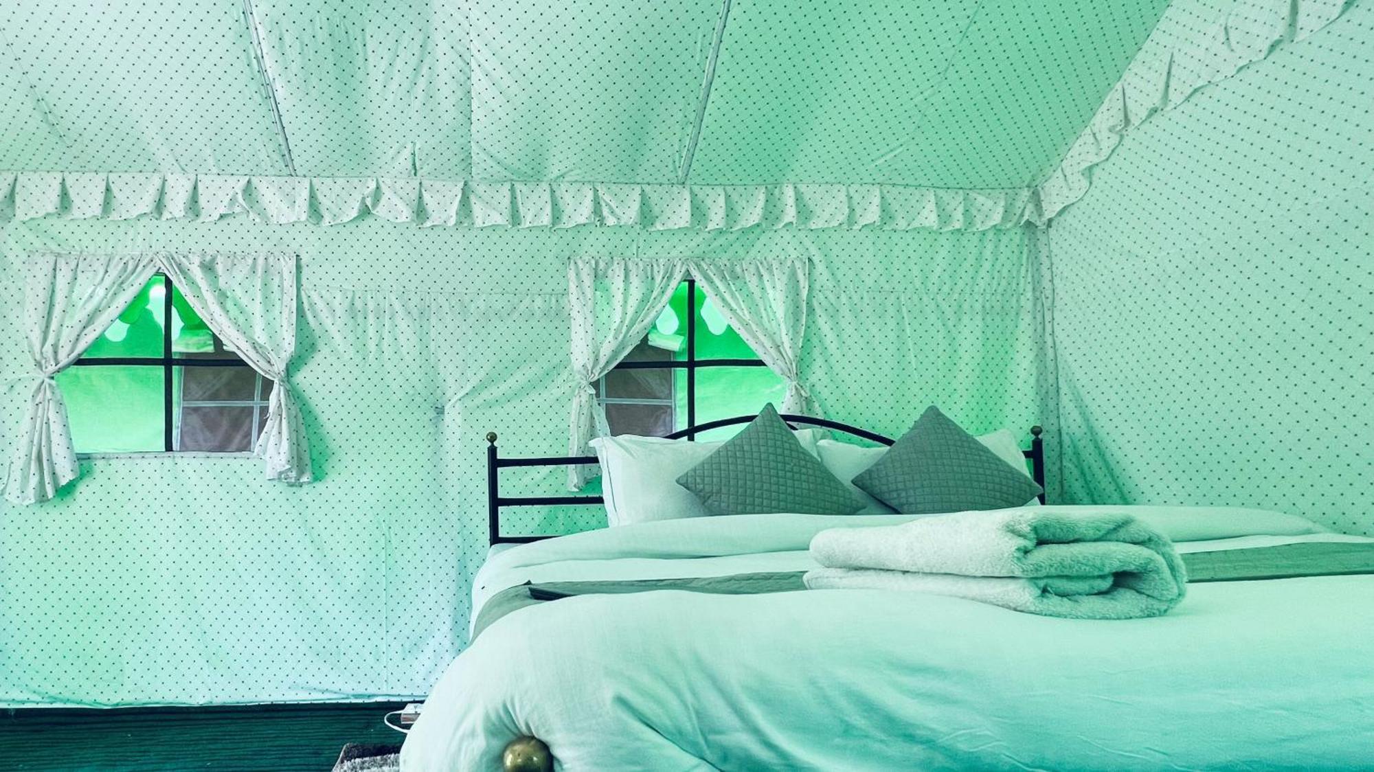 Himalayan Riverside Swiss Cottage Tents, Manali Buitenkant foto